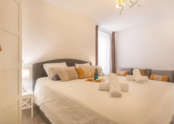 Finally Апартаменти Марбелья